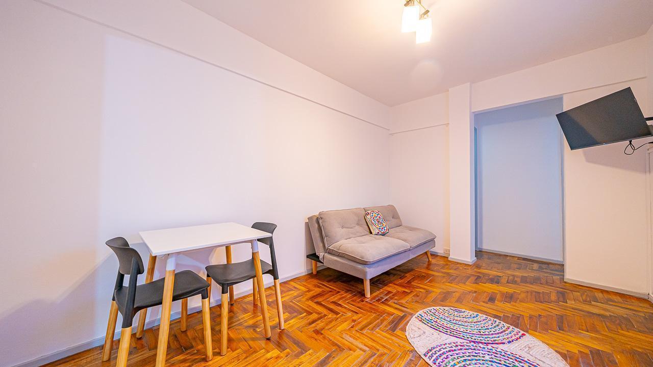 Departamento 2 ambientes reciclado - Venta