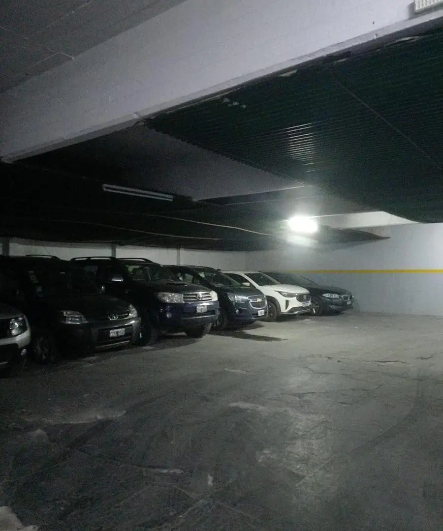 Venta Cochera Cubierta en Recoleta 4