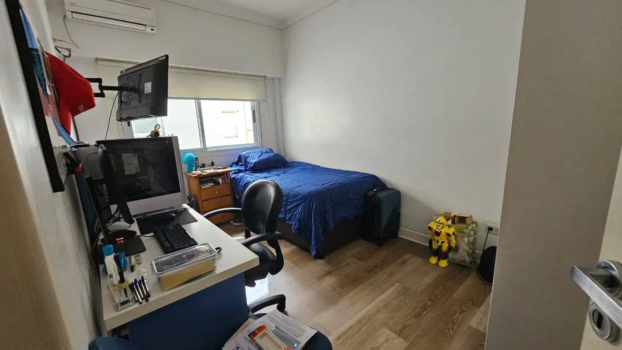 Hermoso departamento de 4 amb con dependencia en Belgrano 8