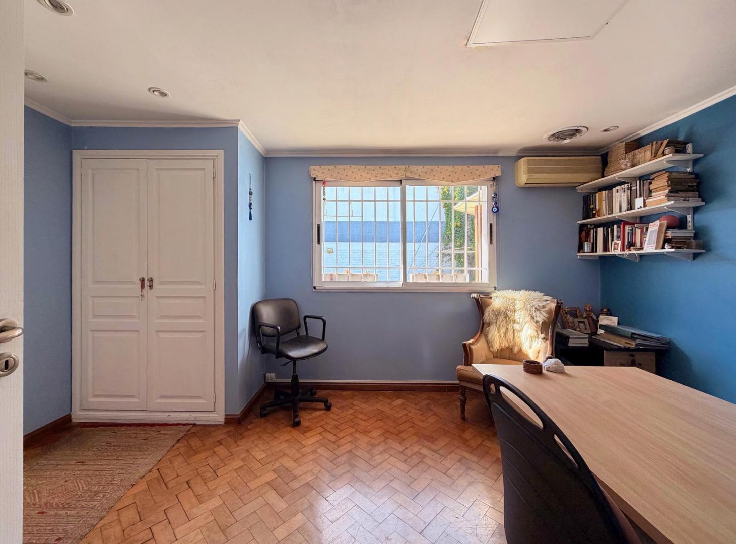 Foto de Casa de Categoría 6 Amb. Piscina y 3 Cocheras | Barrio Alas, Rodeado de, imagen 3