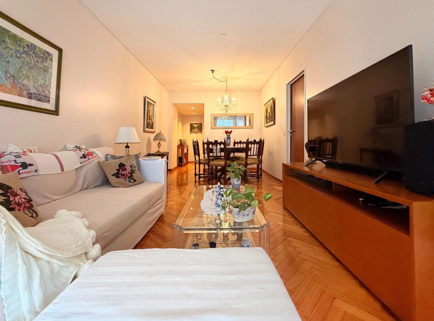 Foto de Amplio Semipiso 4 Amb. - 100m2 en pleno Recoleta (Agüero al 2300), imagen 1