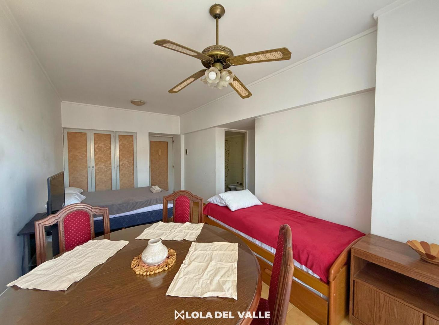 Foto de Monoambiente en Venta, Centro Mar del Plata, imagen 1
