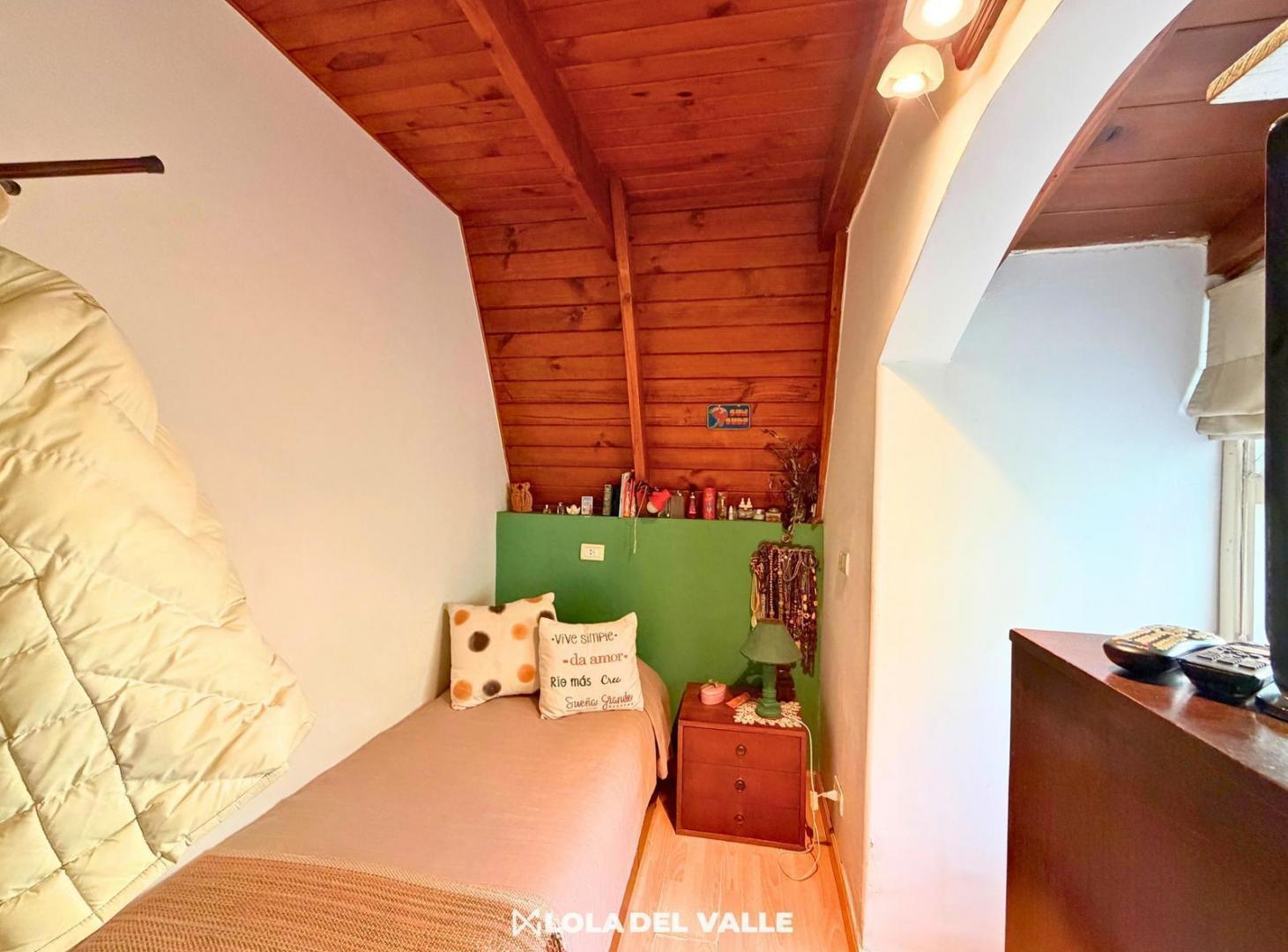 Foto de Casa Alpina 3 ambientes en Venta en Los Pinares, imagen 1