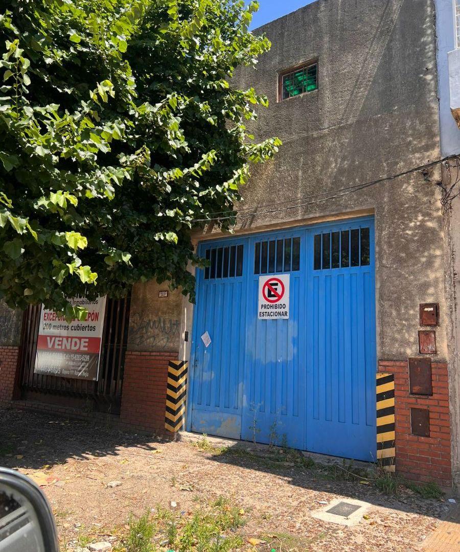 Foto de VENTA DE GALPON - VILLA LUZURIAGA, imagen 1