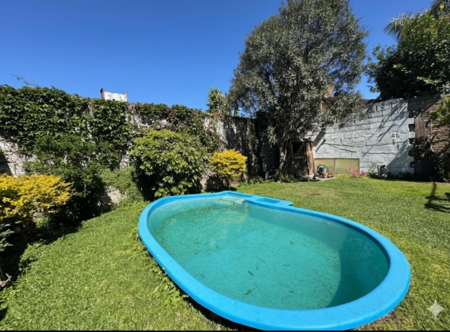 Casa en Fisherton con jardín y pileta
