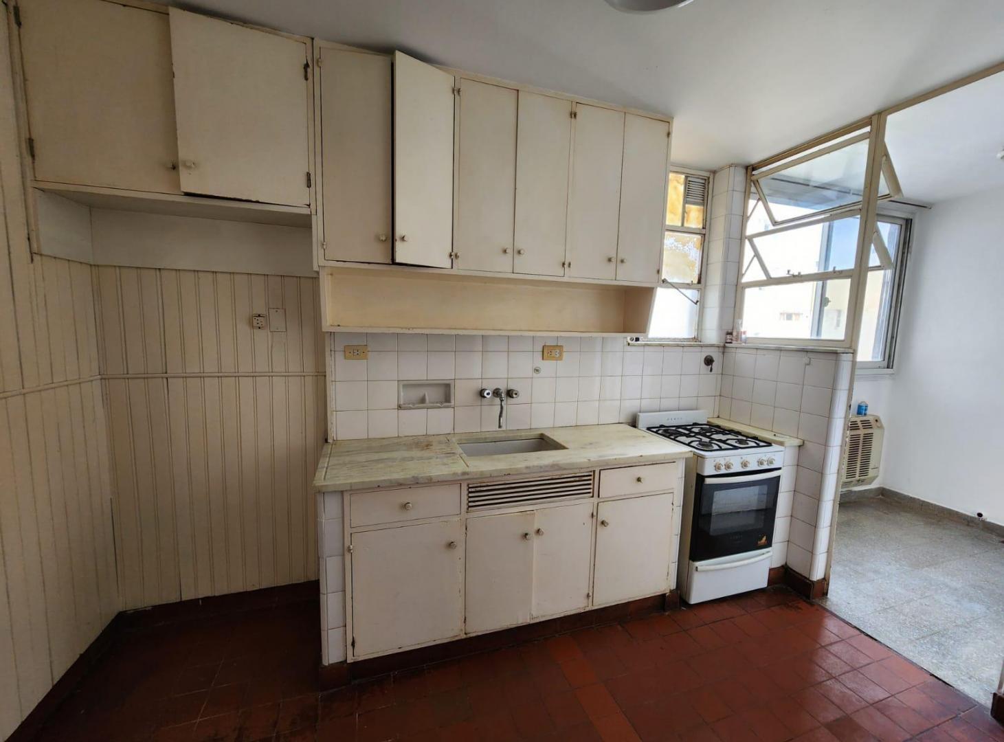 Foto de AMPLIO DEPARTAMENTO EN CORRIENTES 900, imagen 3