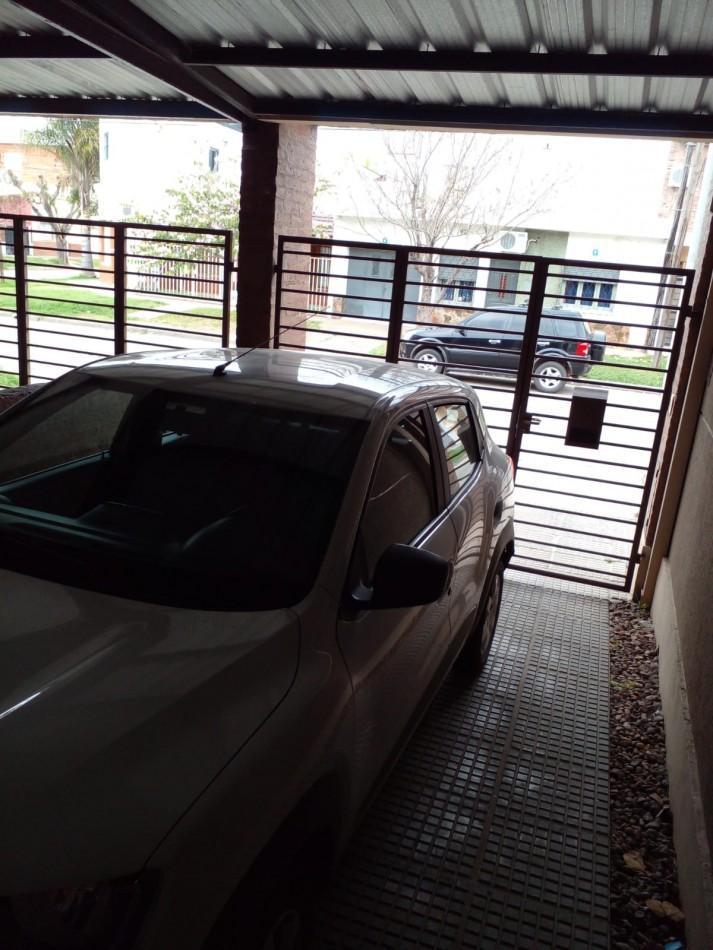 IMPECABLE DUPLEX EN MA SELVA, CASTELLI 1824
