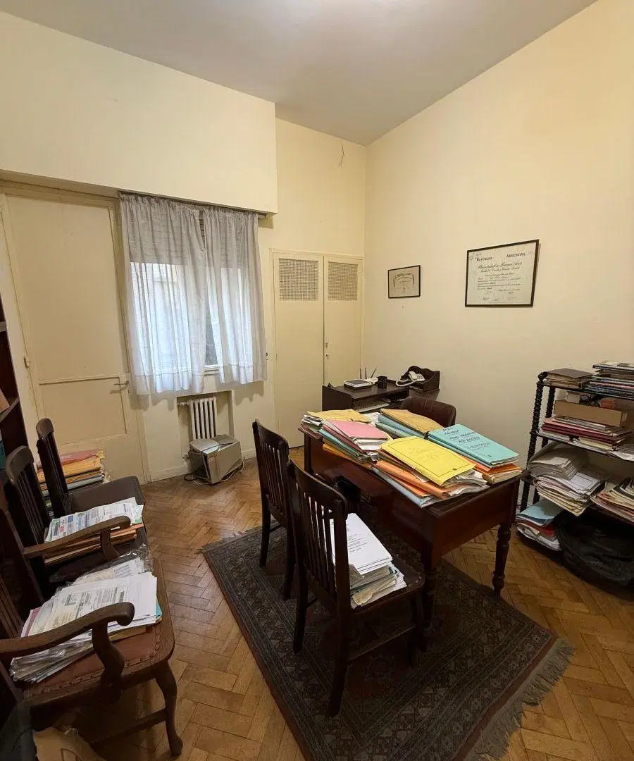 MONTEVIDEO AL 600 | APTO OFICINA | 4 AMBIENTES + DEPENDENCIA | 83 m² | A REFACCIONAR | 8