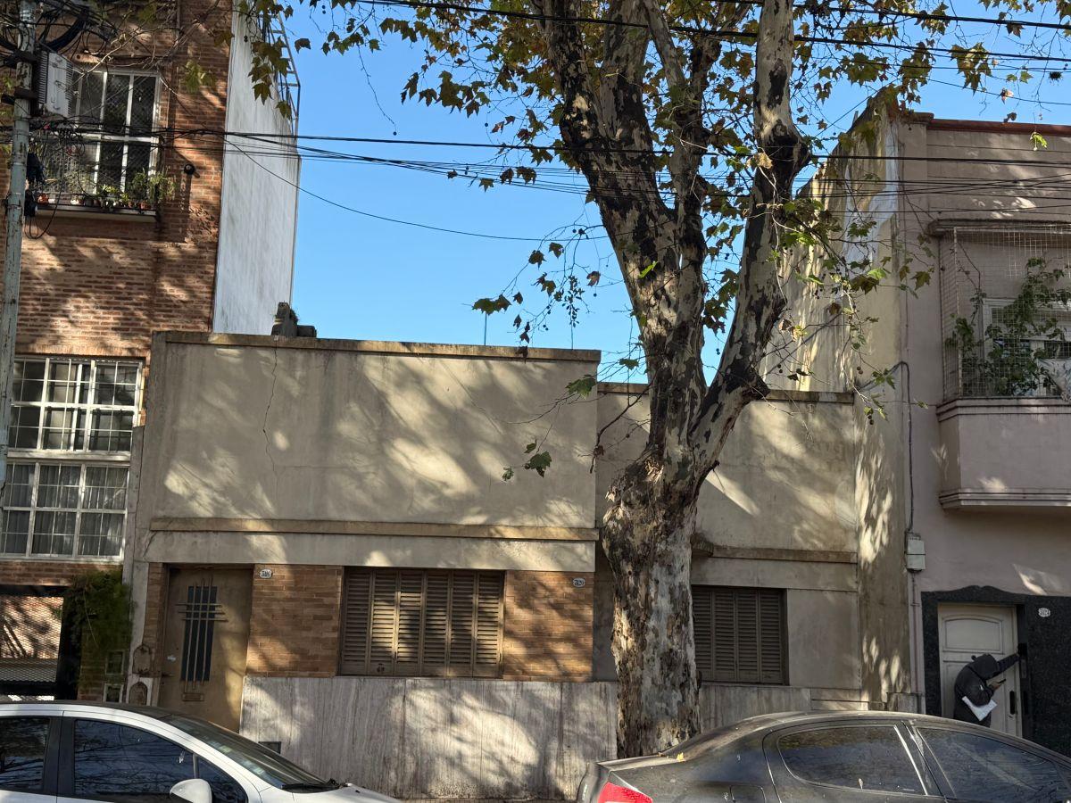 Foto de TERRENO EN VENTA EN VILLA DEL PARQUE – LOTE PROPIO DE 196 M², imagen 1
