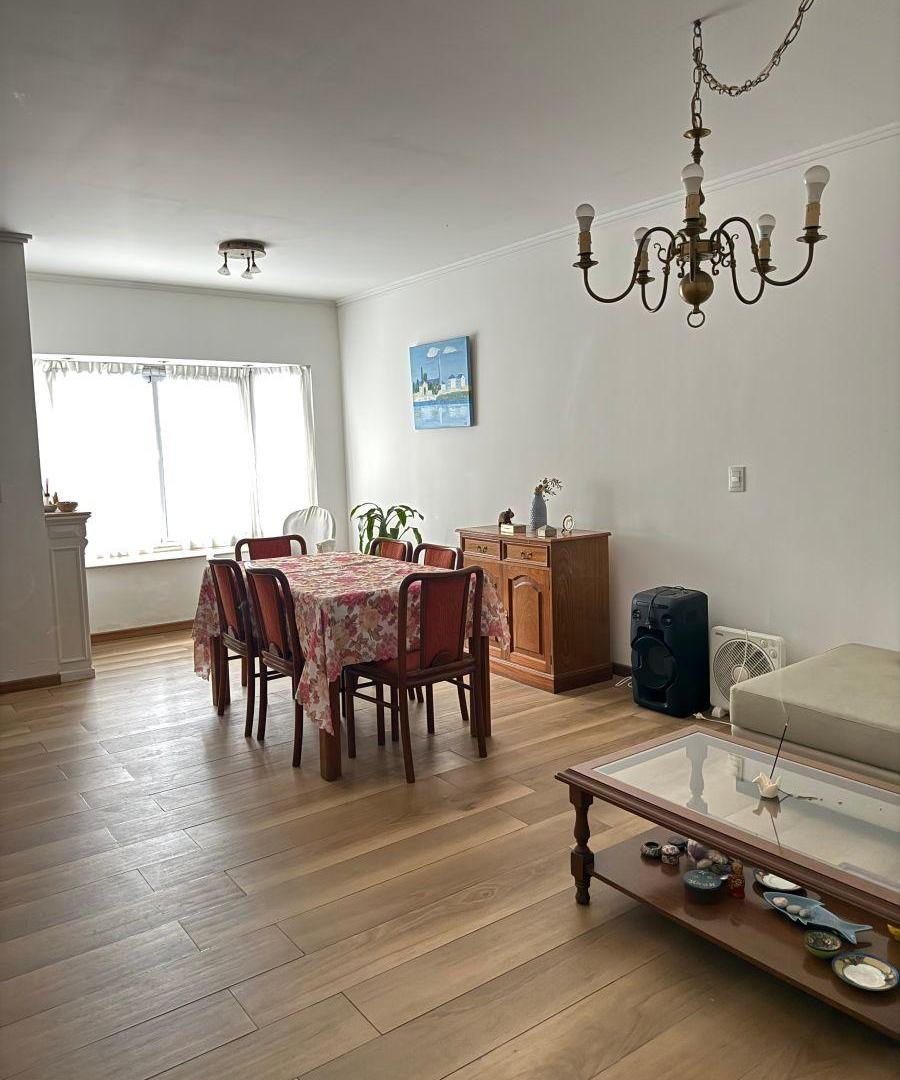Foto de PH TIPO CASA DE 5 AMBIENTES CON JARDÍN Y COCHERA FRENTE A PLAZA VICUÑA, imagen 3