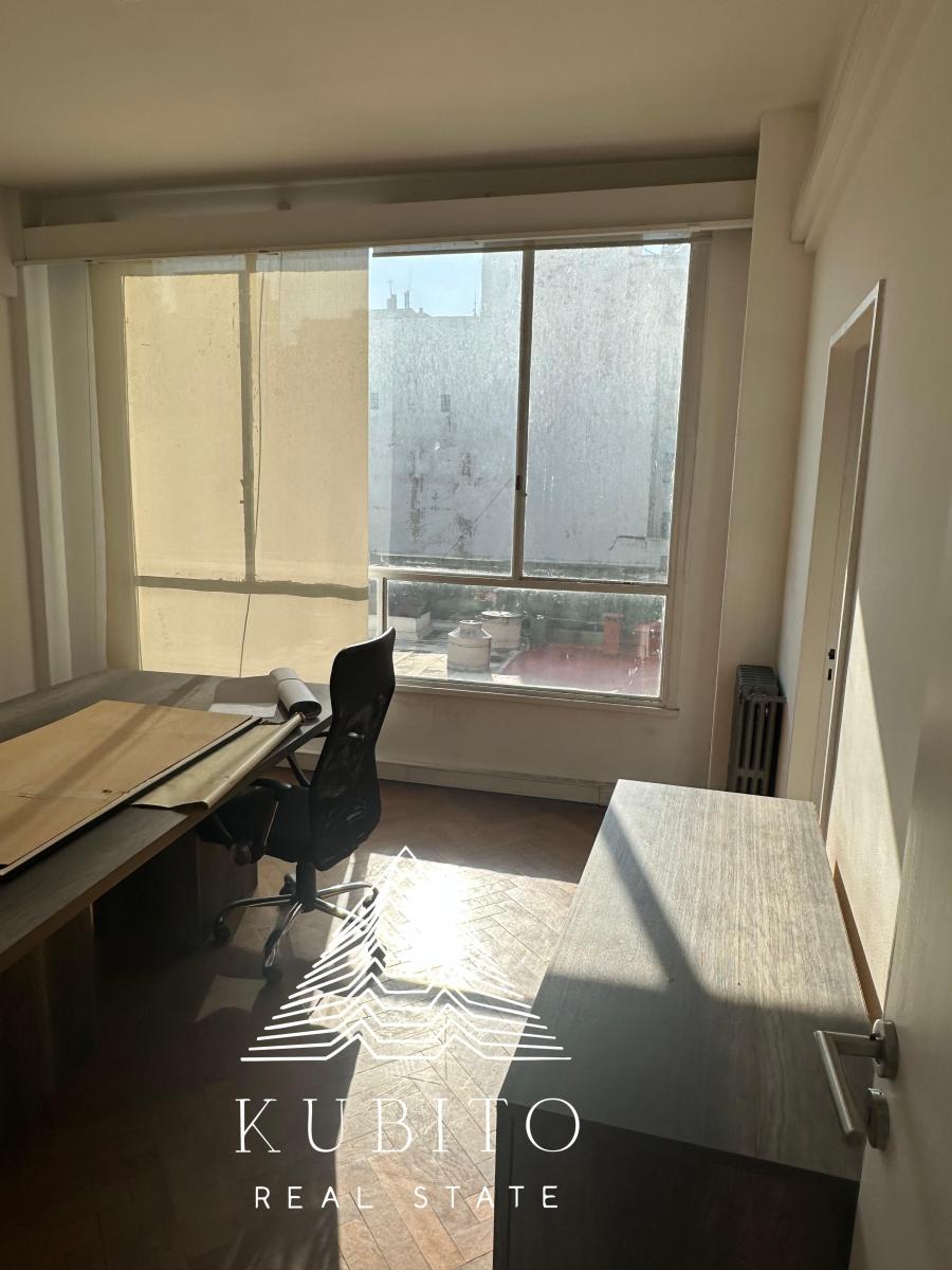 Oficina en Venta Oportunidad 4