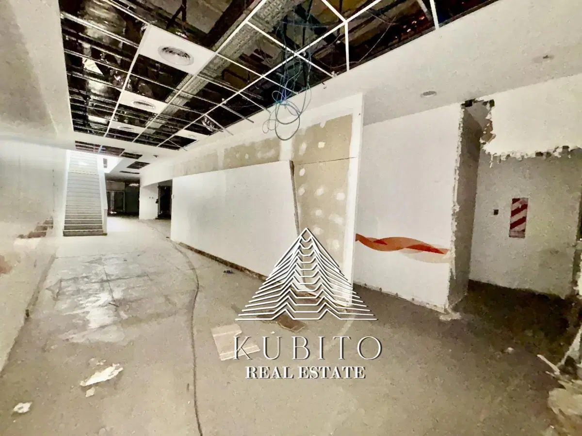 Imponente Edificio Comercial en Block (Ex Banco Galicia) – Av. Corrientes y Riobamba 2