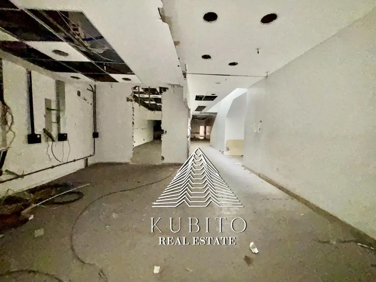 Imponente Edificio Comercial en Block (Ex Banco Galicia) – Av. Corrientes y Riobamba 5