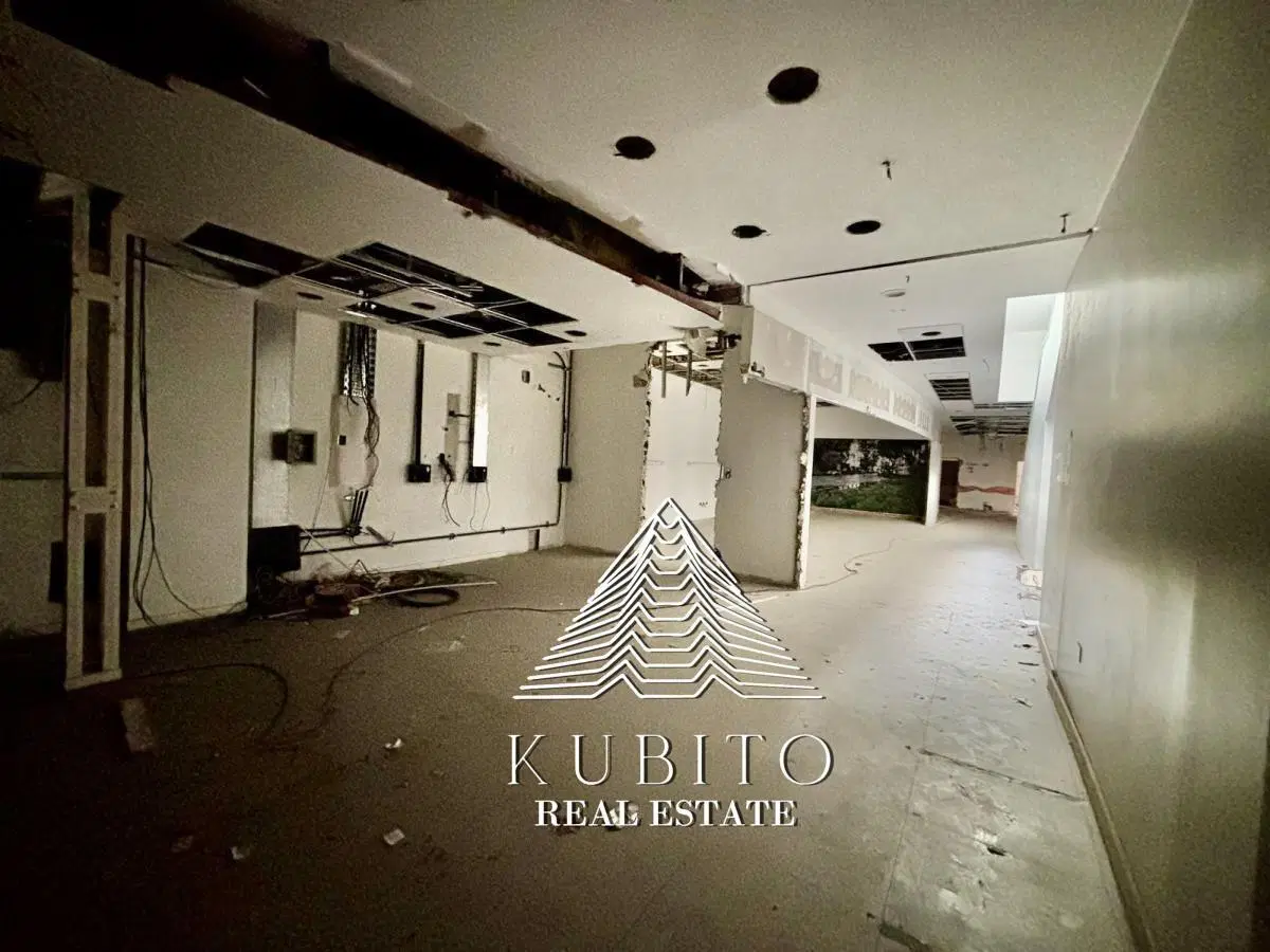 Imponente Edificio Comercial en Block (Ex Banco Galicia) – Av. Corrientes y Riobamba 4