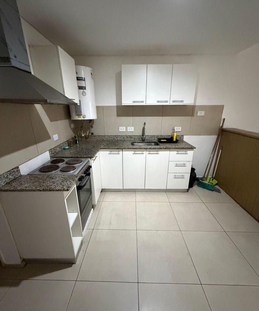 Foto de OPORTUNIDAD!! Monoambiente en alquiler con amplio balcón – Muy luminoso, imagen 2