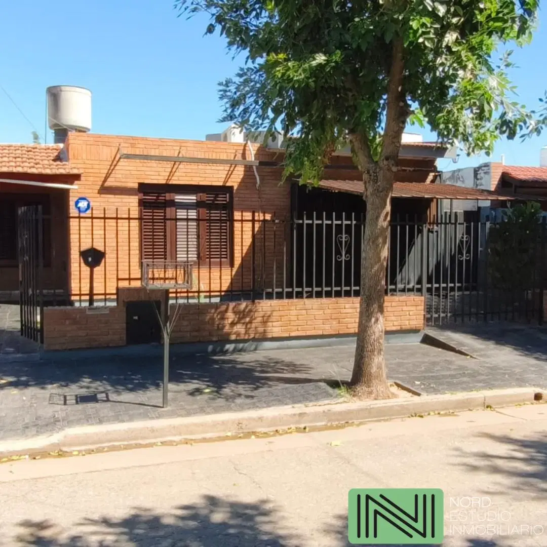 VENTA CASA 3 DORMITORIOS  DEPARTAMENTO, PARQUE REPUBLICA 3