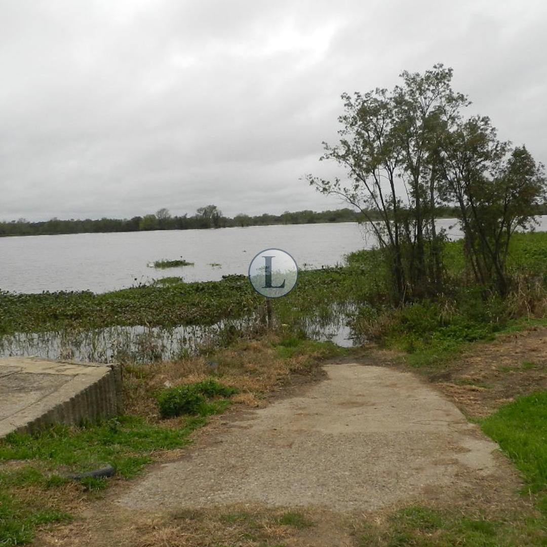 Foto de Se VENDE Terreno con pileta en caima, imagen 1