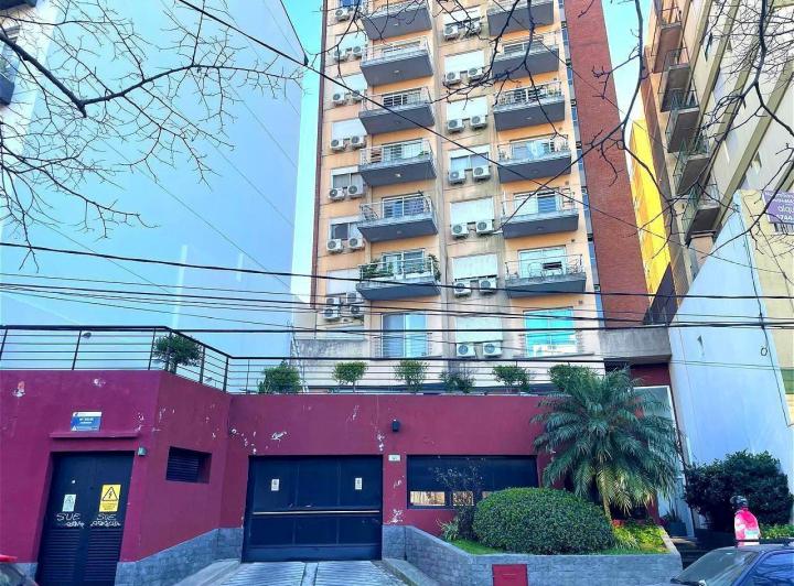 Departamento en venta 2 ambientes, centro de Tigre 2