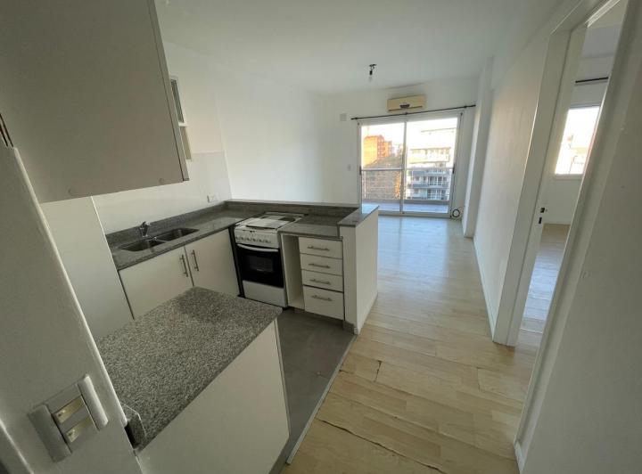 Departamento en venta 2 ambientes, centro de Tigre 3