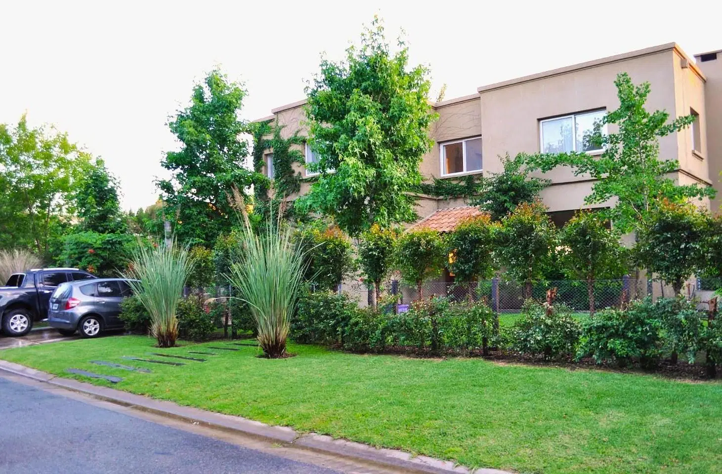 Venta de casa a la laguna en Barrio Santa Catalina, Villanueva Tigre 2