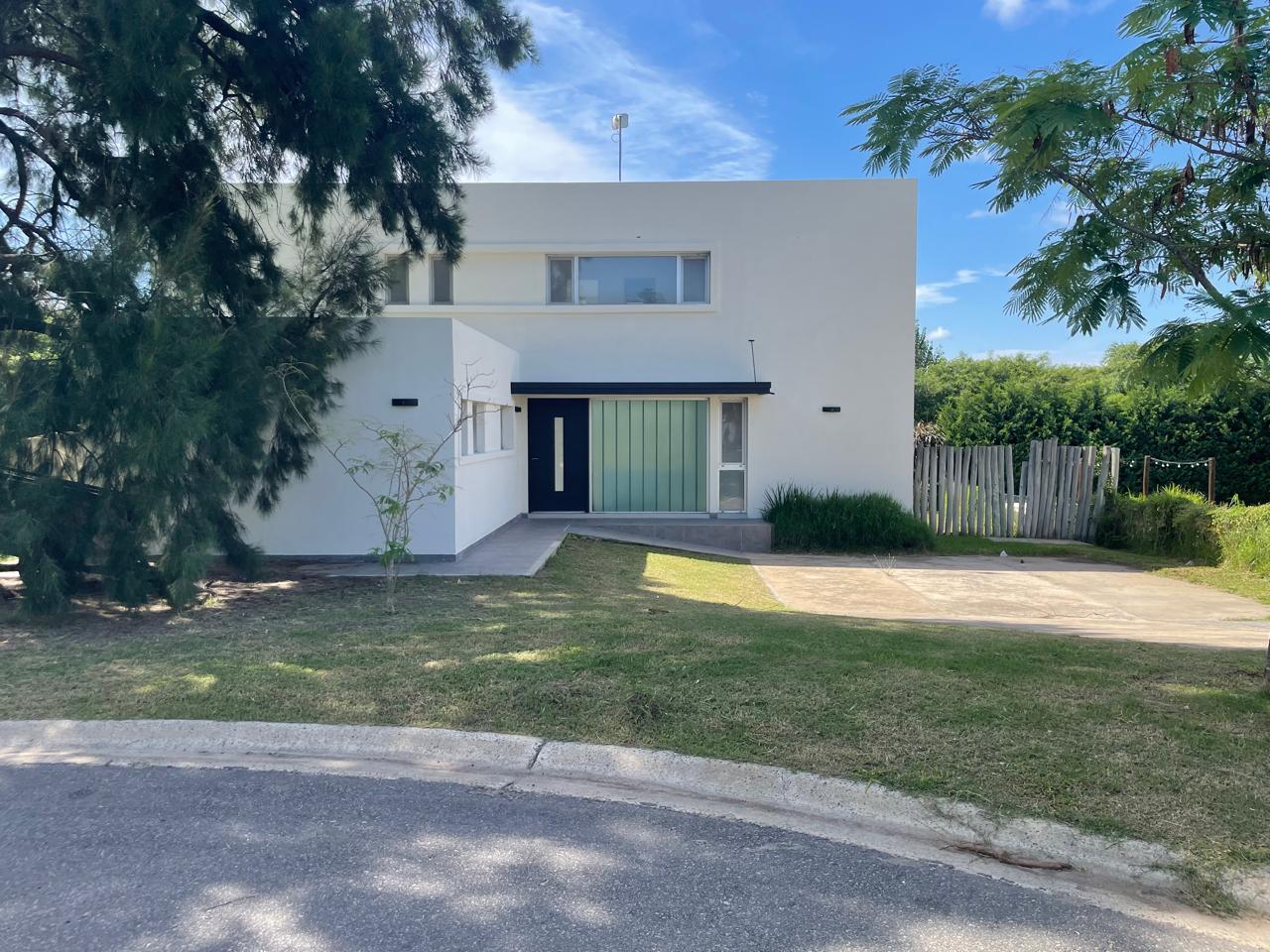 Foto de Casa en venta San Matías con 3 dormitorios, Escobar, imagen 1