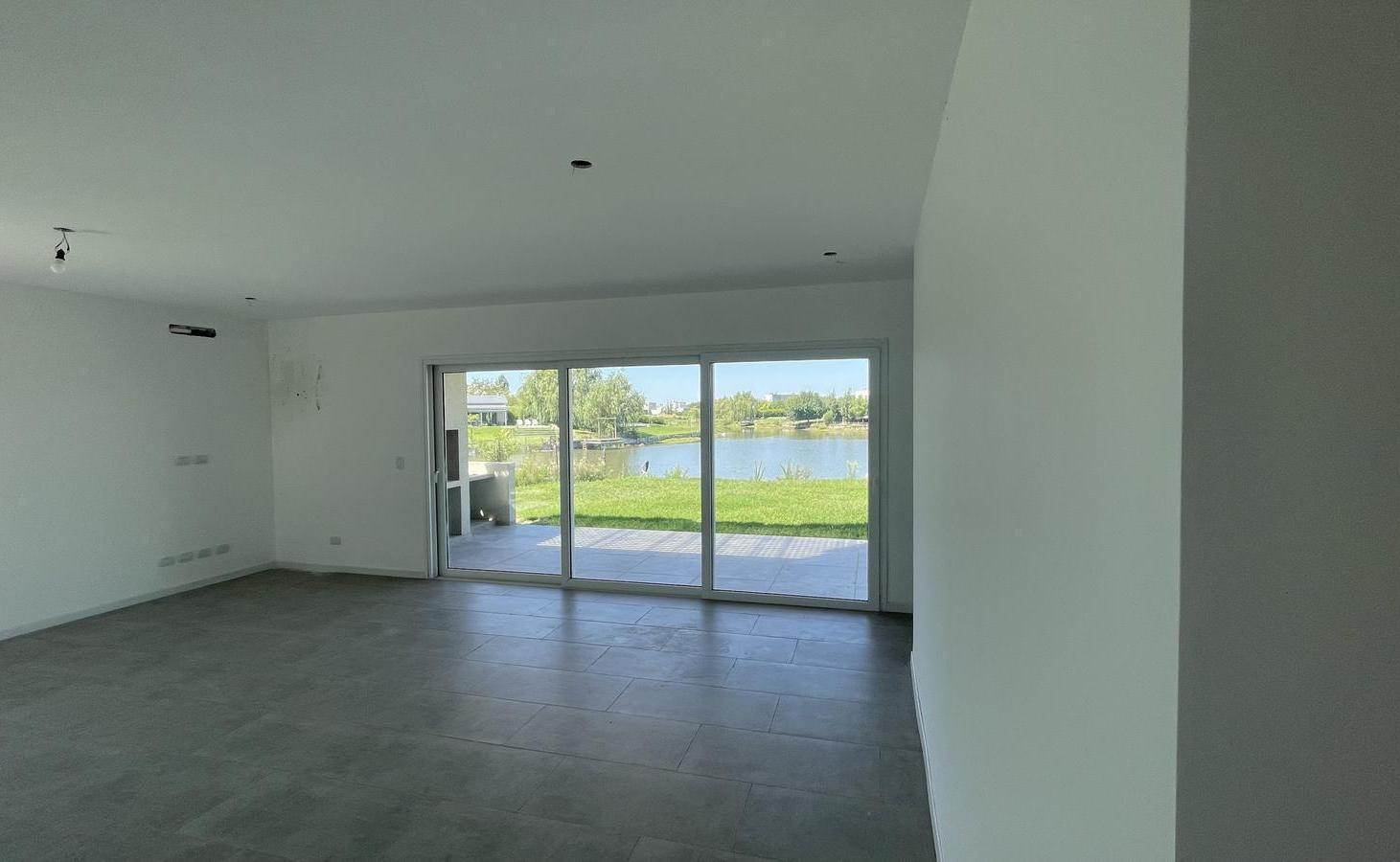 Foto de Casa en El Canton a la laguna en Barrio Islas, imagen 1