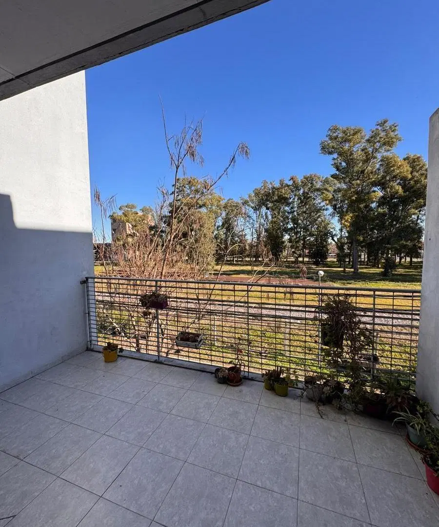 Departamento en Granadero Baigorria 4
