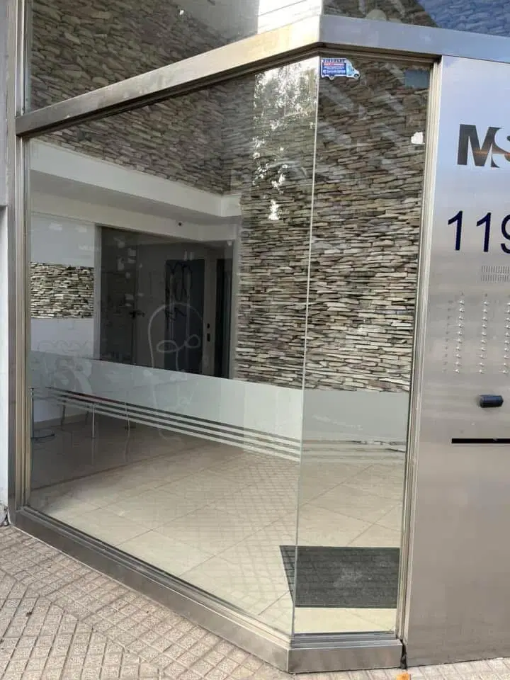 Alquiler Dto. zona facultades Ricchieri y Mendoza 1
