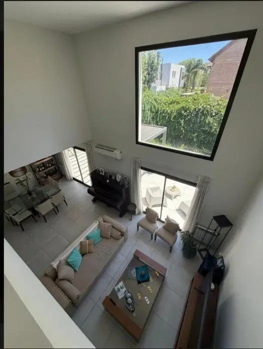 Casa en Valle Escondido 1