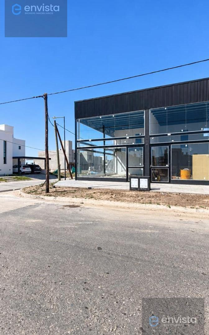 Foto de EXCELENTE LOCAL COMERCIAL EN VENTA, imagen 1