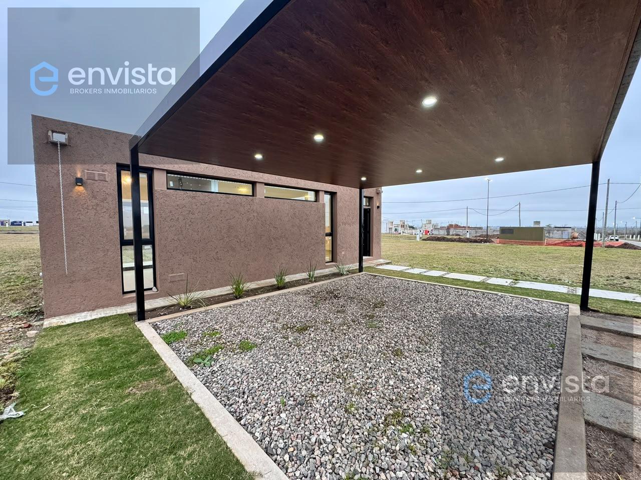 Foto de Hermosa Casa en una sola planta de 3 dormitorios en Docta Central, imagen 2