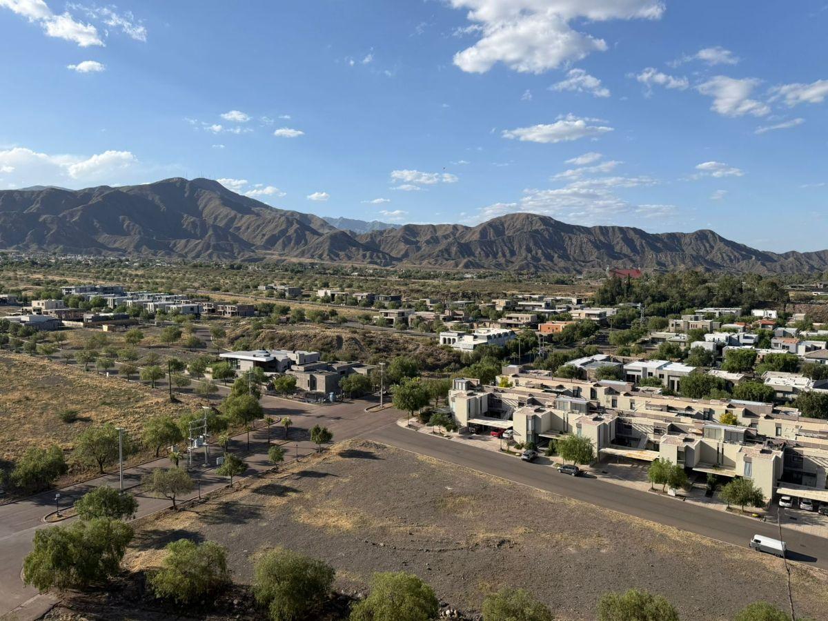 Foto de PROYECTA VENDE LOTE EN BARRIO DALVIAN, imagen 4