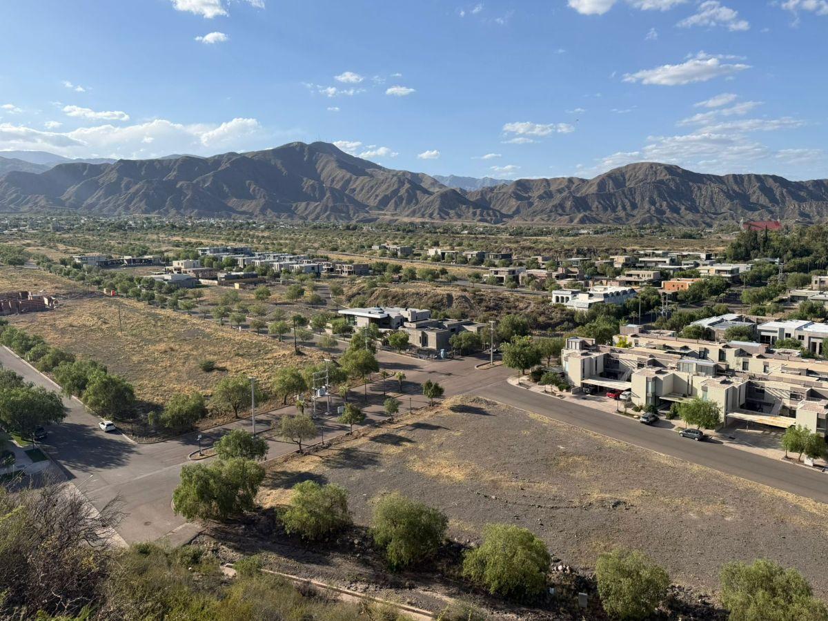 Foto de PROYECTA VENDE LOTE EN BARRIO DALVIAN, imagen 3