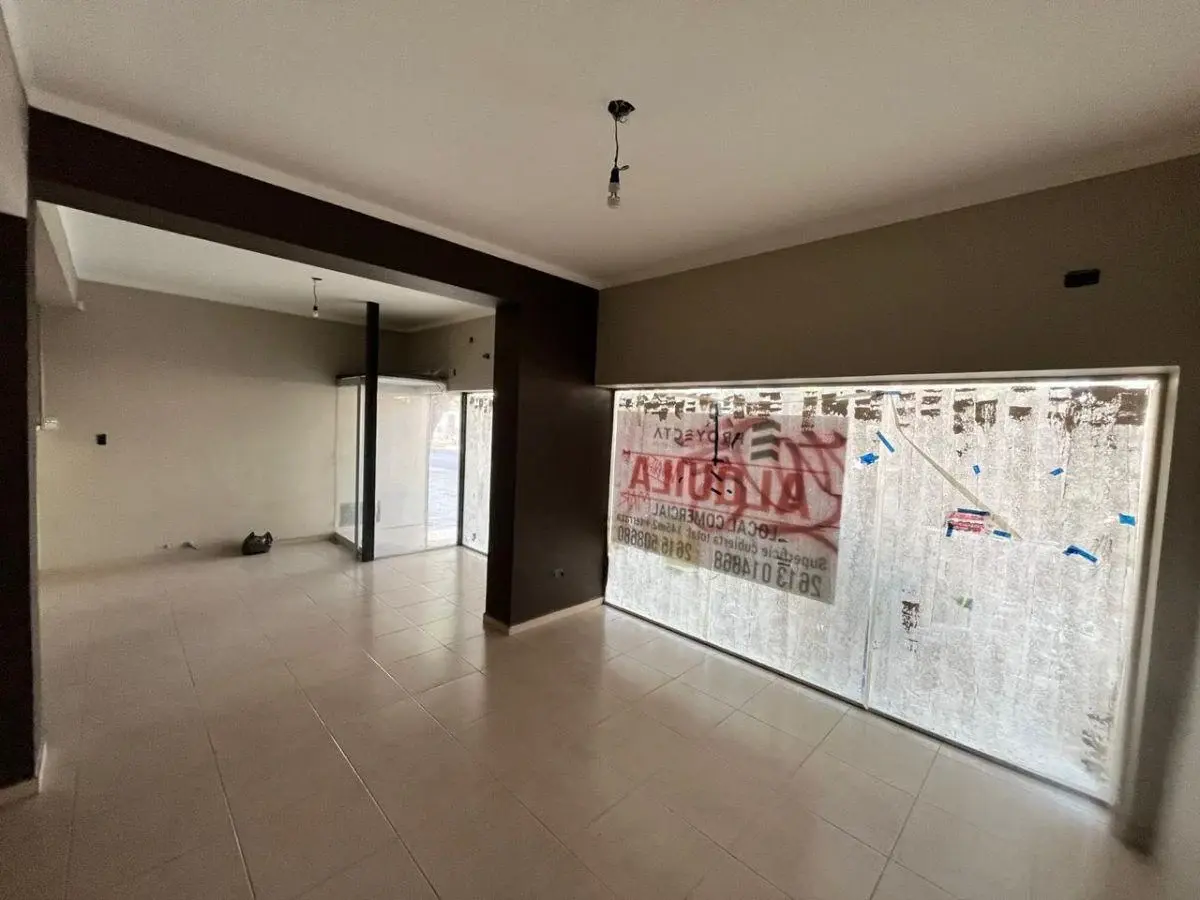Local comercial en alquiler, Godoy Cruz 5