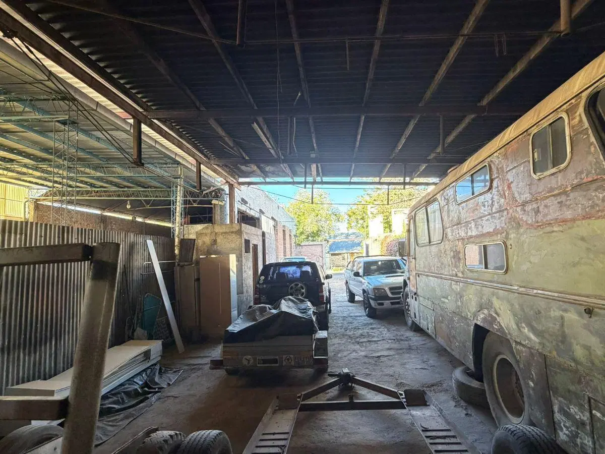 PROYECTA VENDE GALPÓN / LOCAL COMERCIAL 3