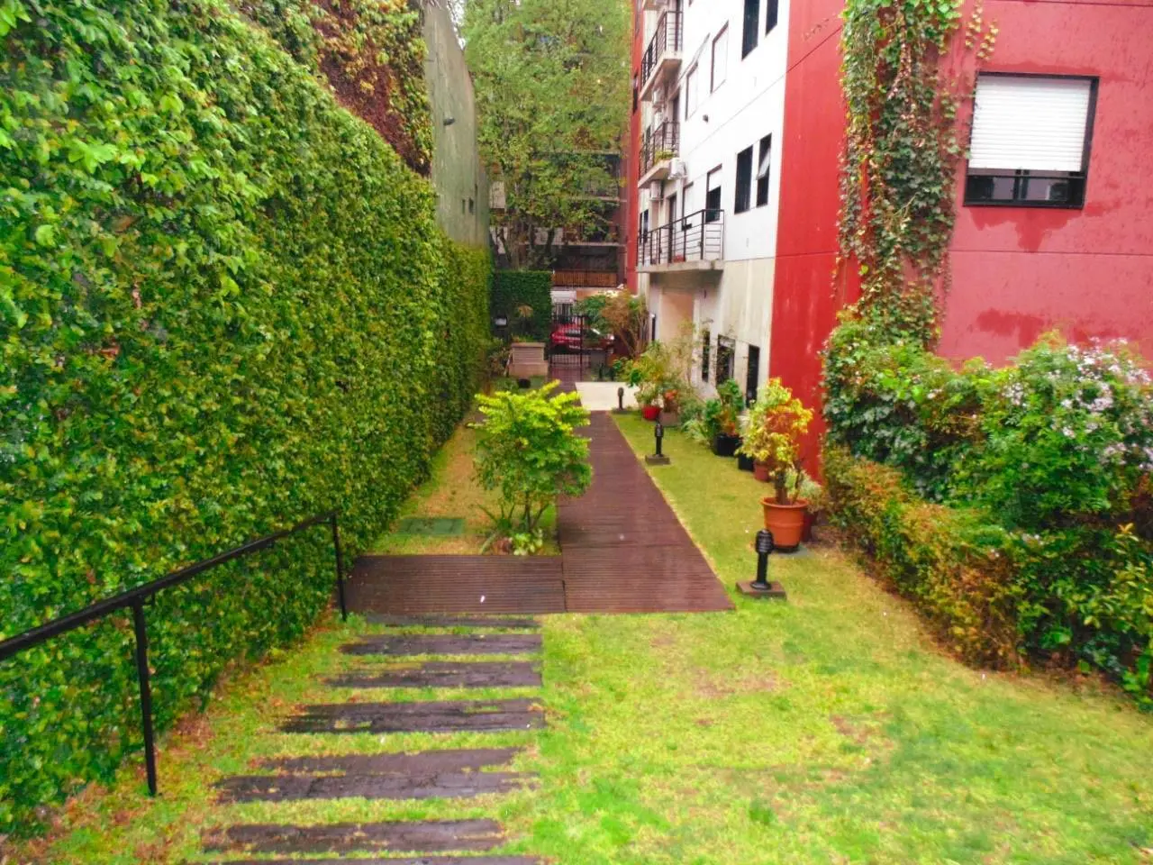 Departamento de 3 ambientes en el corazón de Coghlan, en edificio moderno con excelentes amenities. 4