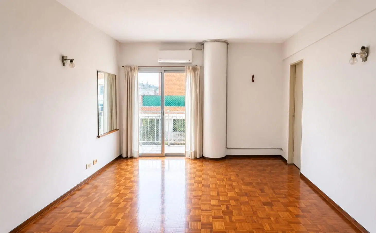 Departamento 2 ambientes al frente con balcón cocina comedor escritura 3