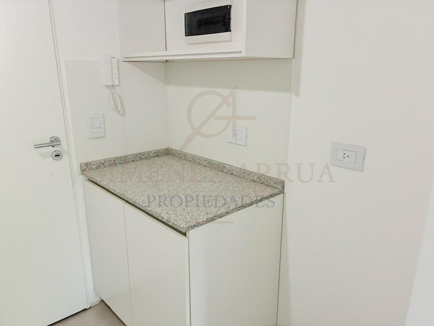 Foto de Alquiler Monoambiente Divisible de 47 m2 a estrenar frente a, imagen 2