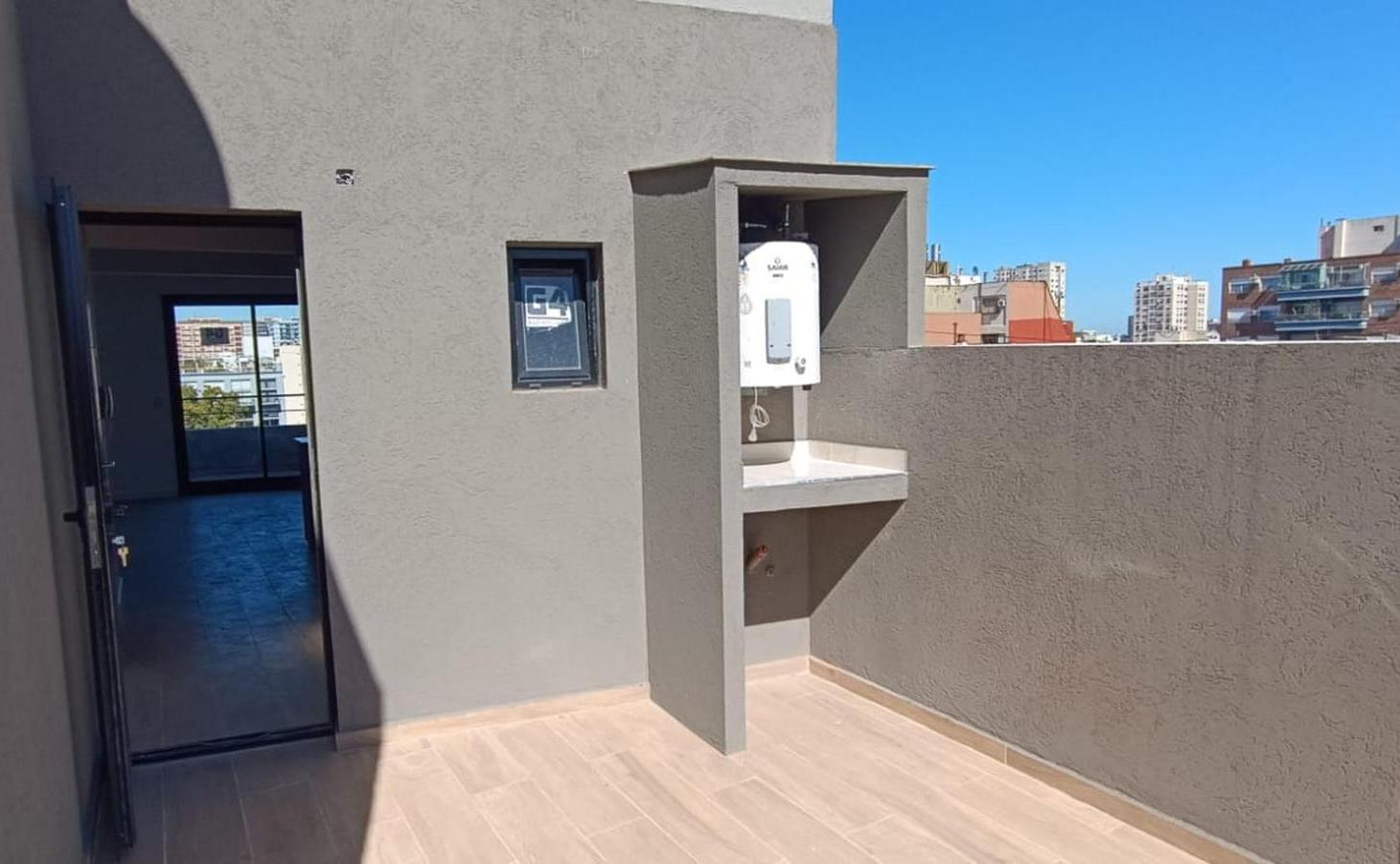 Foto de VENTA DE MONOAMBIENTE CON BALCÓN EN EL BARRIO DE COLEGIALES, imagen 2