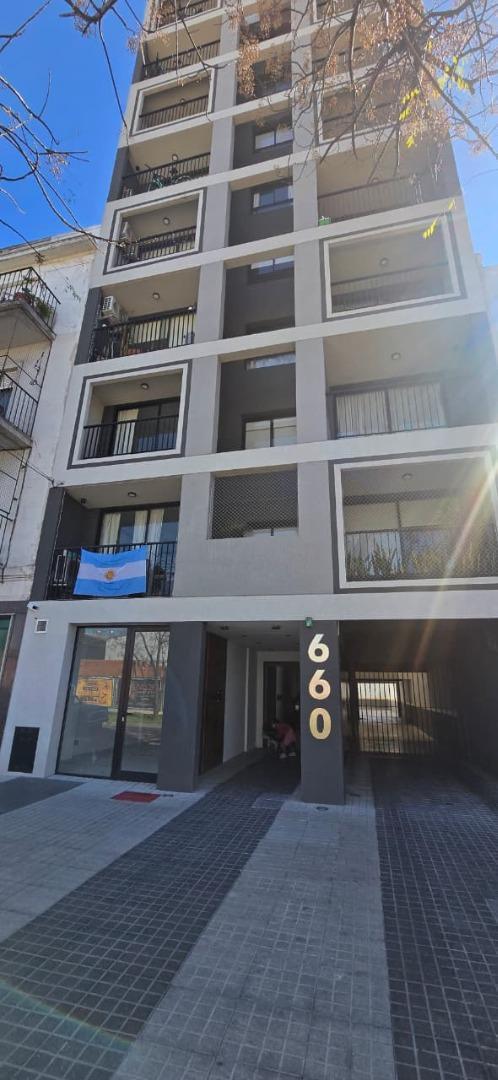 Foto de DEPARTAMENTO 2 AMB.CON TOILLETE Y BA;O EN SUITE, imagen 1
