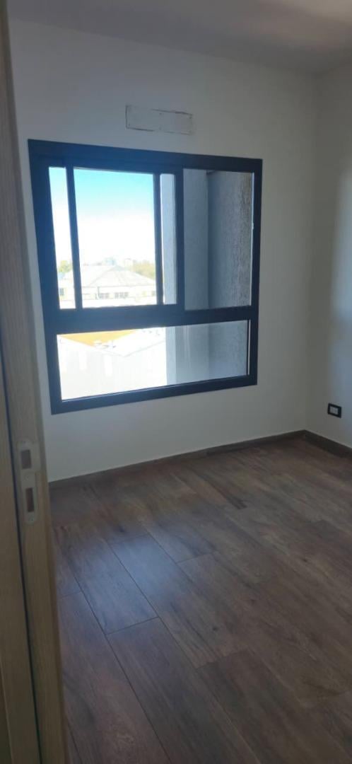 Foto de DEPARTAMENTO 2 AMB.CON TOILLETE Y BA;O EN SUITE, imagen 2