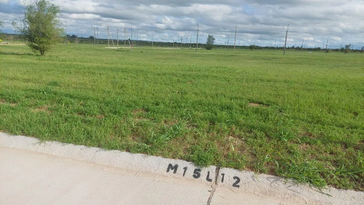 LOTE EN VENTA- Docta Parque 4