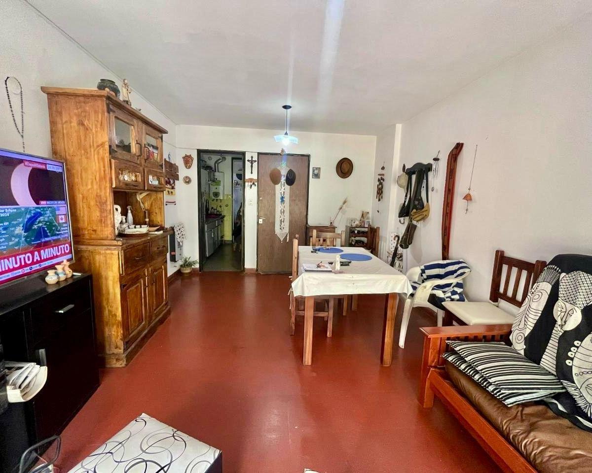 Departamento de Dos Dorm. en Venta 3