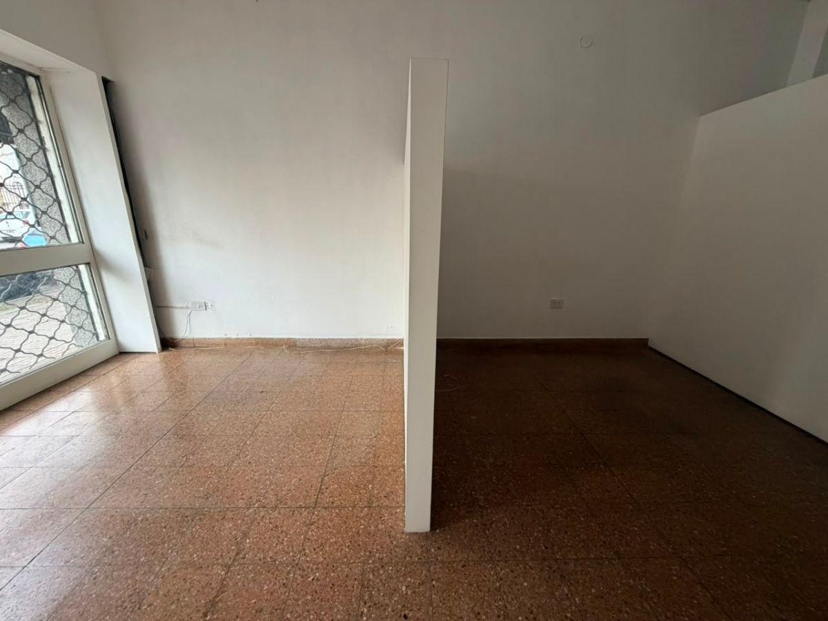 Foto de LOCAL COMERCIAL EN ALQUILER, imagen 2
