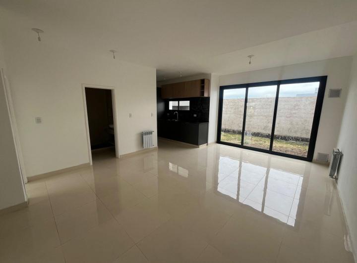 VENTA DUPLEX 3 DORM QUEBRADAS DE MANANTIALES 2