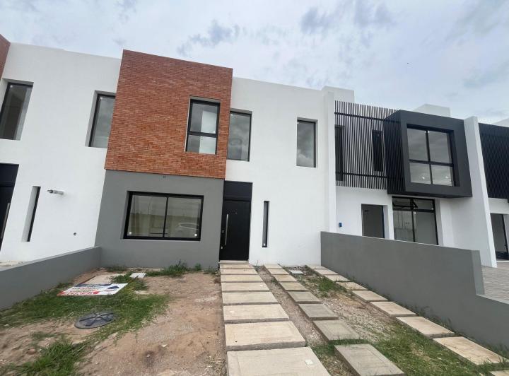VENTA DUPLEX 3 DORM QUEBRADAS DE MANANTIALES 1