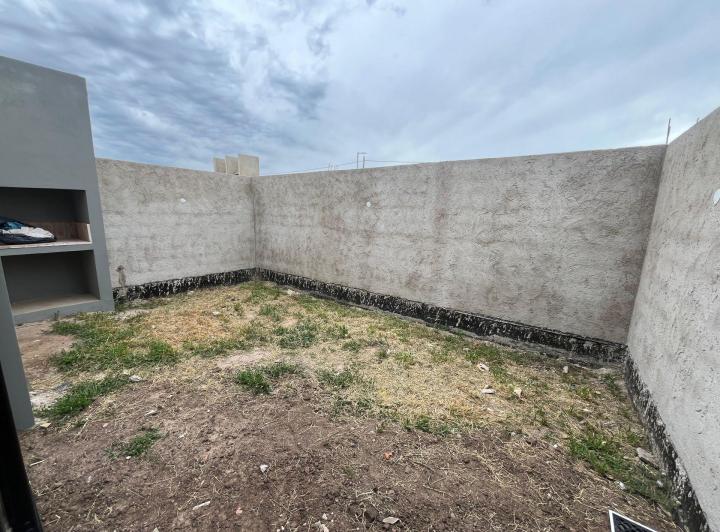 VENTA DUPLEX 3 DORM QUEBRADAS DE MANANTIALES 5