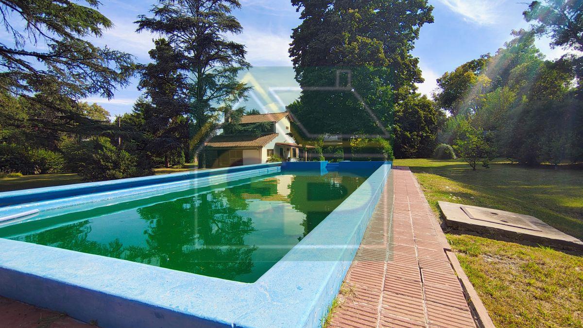 VENTA CASAQUINTA CON PILETA BARRIO EL TREBOL - EZEIZA