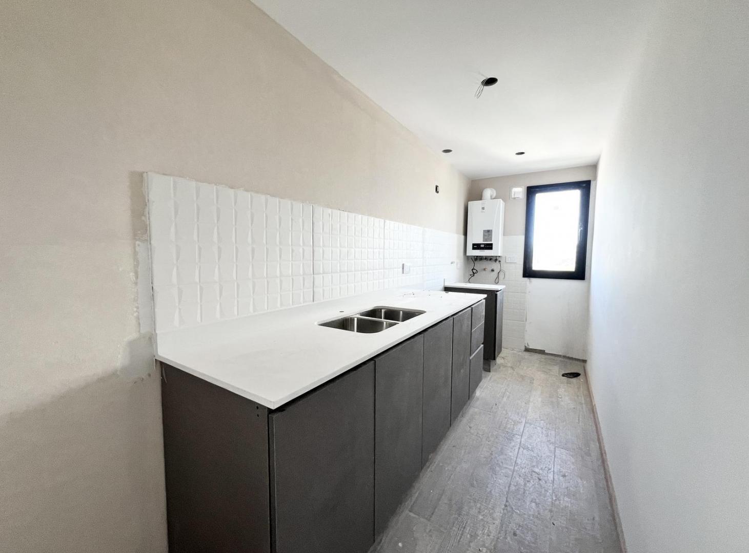 Foto de Departamento de un dormitorio en venta La Plata cercano avenida 19, imagen 1