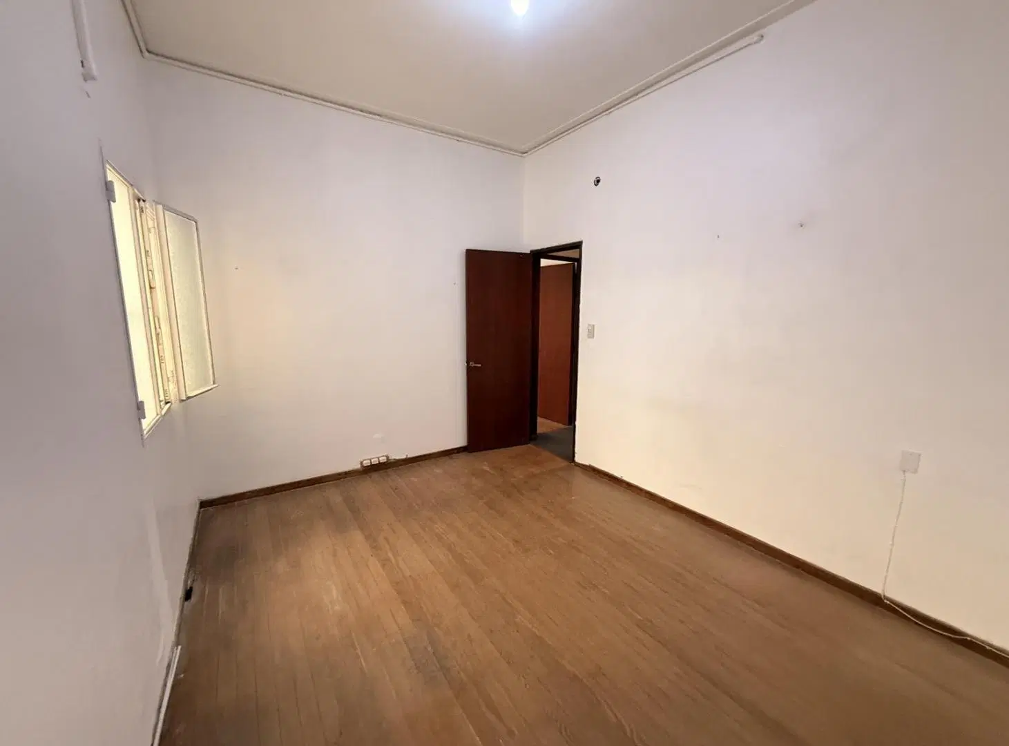 PH en venta con cochera y jardin cercano avenida 60 4